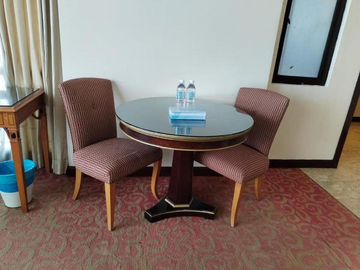 Suites At Times Square Kl Pangsapuri Kuala Lumpur