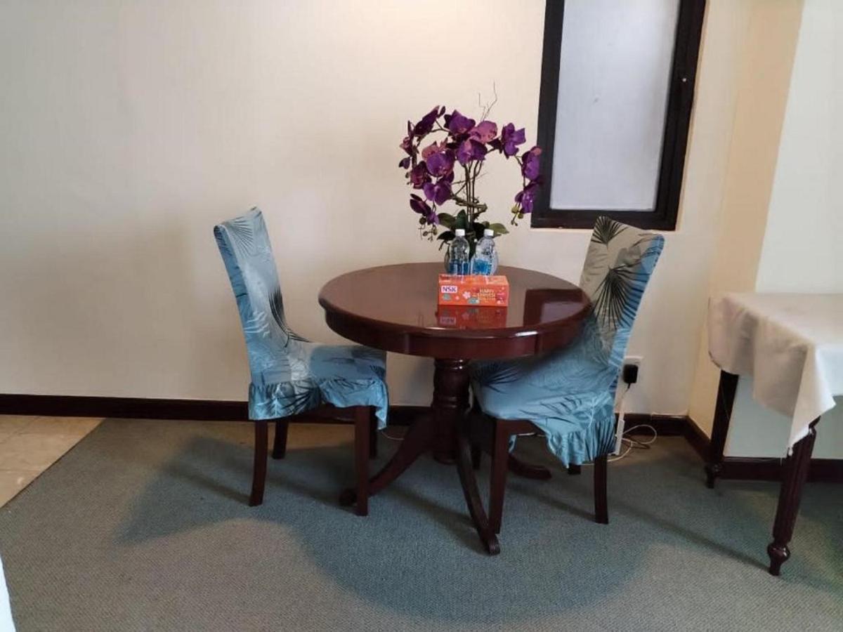 Suites At Times Square Kl *
