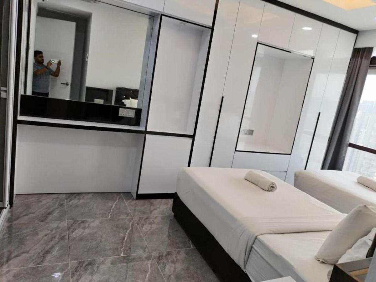 Suites At Times Square Kl