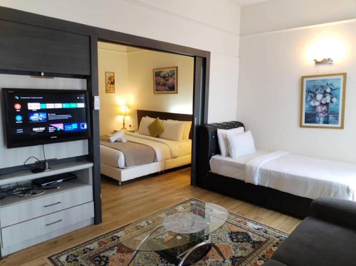 Suites At Times Square Kl
